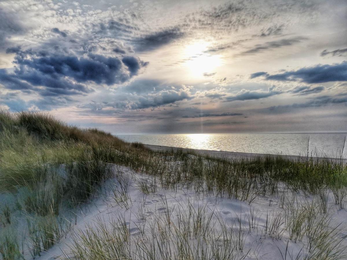 Mistral Przy Plazy Domki Caloroczne Ustka Bagian luar foto